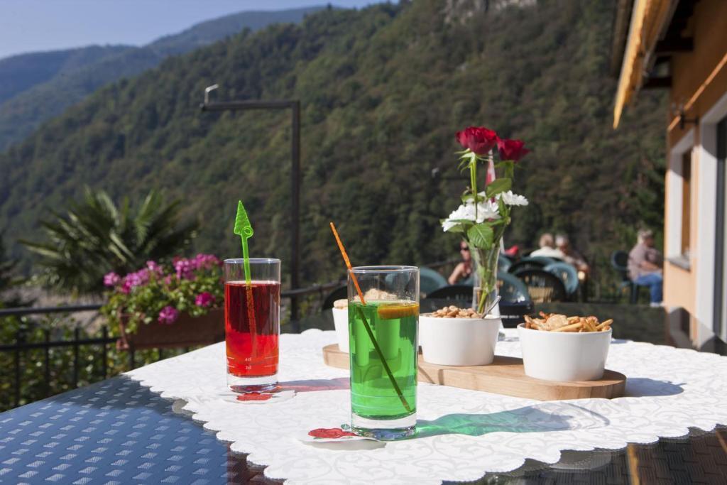 Hotel Al Lago Vogorno Exterior photo